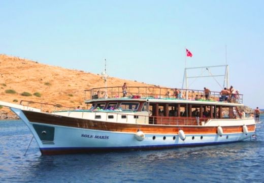 Морская прогулка на Черный остров Караада ( трансфер из отелей в Гюмбет, Битез, Бардакчи)