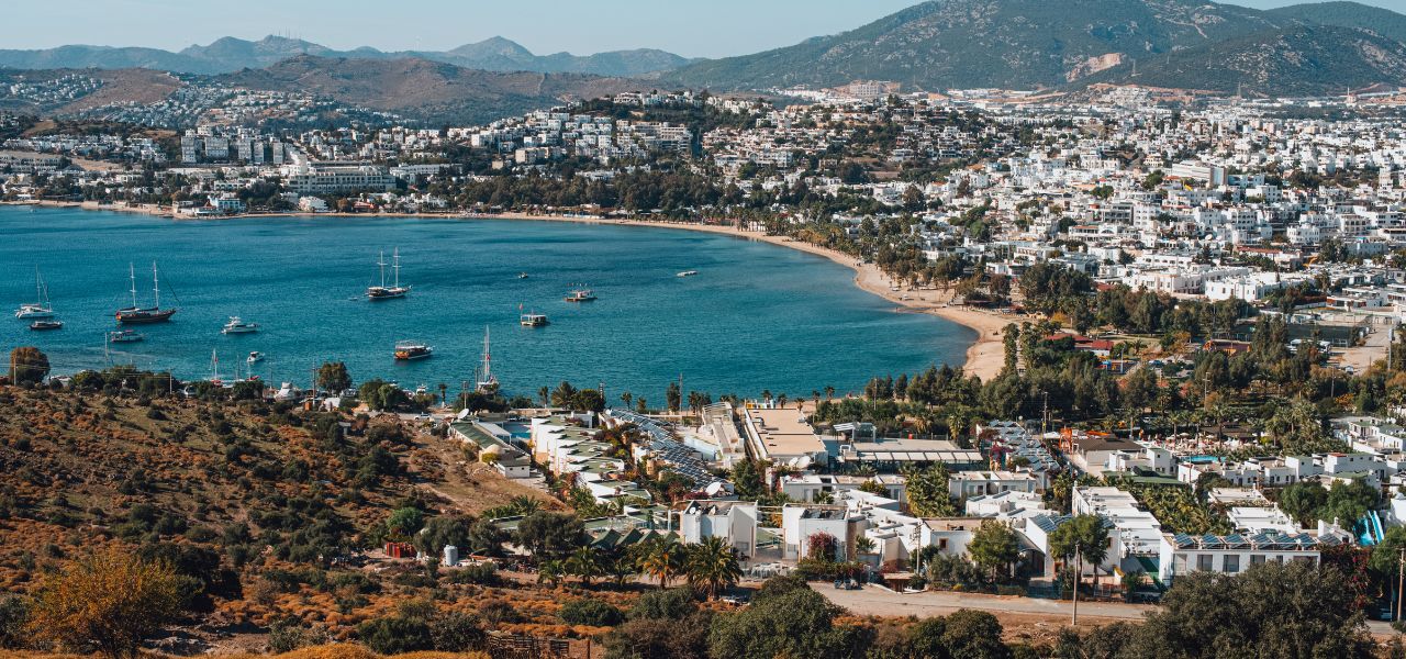 Вид на бухту Гюмбет - районы Бодрума