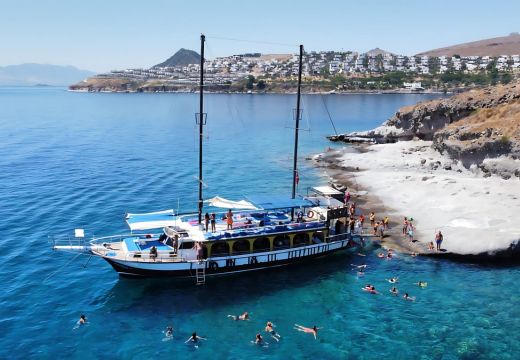 Морская прогулка на яхте из Тургутрейса